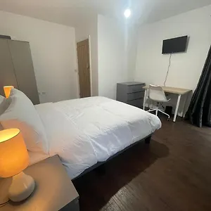 https://cosy-private-room-in-barking.brighton-hotels-england.com
