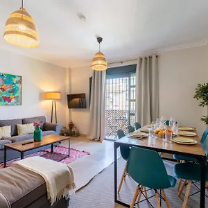 https://apartamento-familiar-centro-parking.es-andalucia.com
